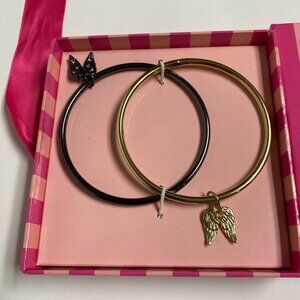Victorias Secret Gold & Black Bangle Set With Angel Wing Charms‎ In Gift Box NEW